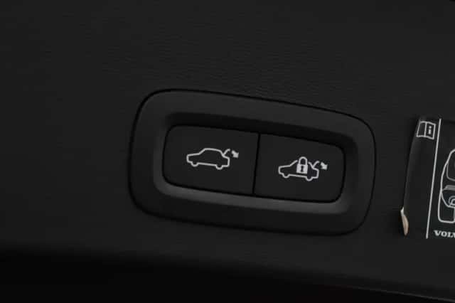 Volvo XC40 (2022) thumbnail 42