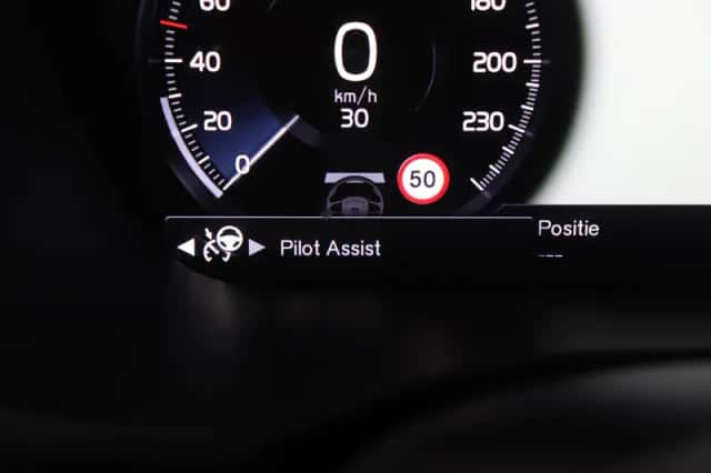 Volvo XC60 (2021) thumbnail 22