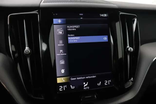 Volvo XC60 (2021) thumbnail 28