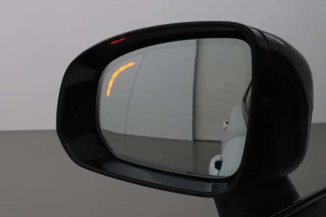 Volvo XC60 (2021) thumbnail 43
