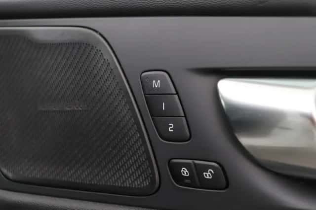 Volvo XC60 (2021) thumbnail 47