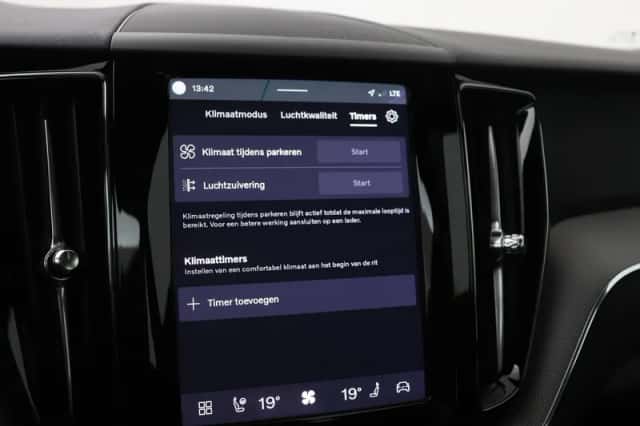 Volvo XC60 (2025) thumbnail 26