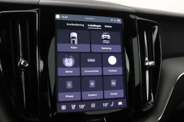 Volvo XC60 (2025) thumbnail 29