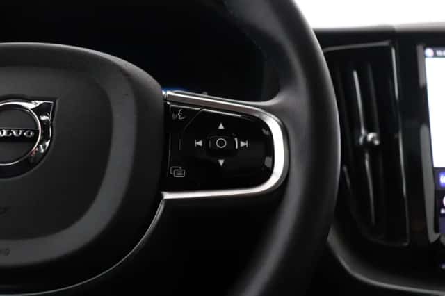 Volvo XC60 (2025) thumbnail 40