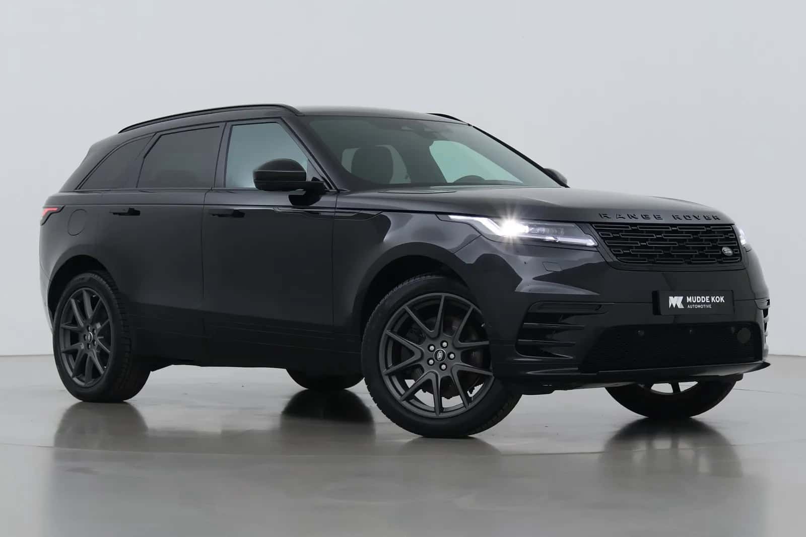 Land Rover Range Rover Velar (2025) — foto 1