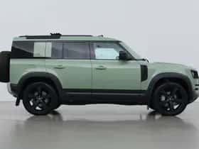 Land Rover Defender (2024) thumbnail 10