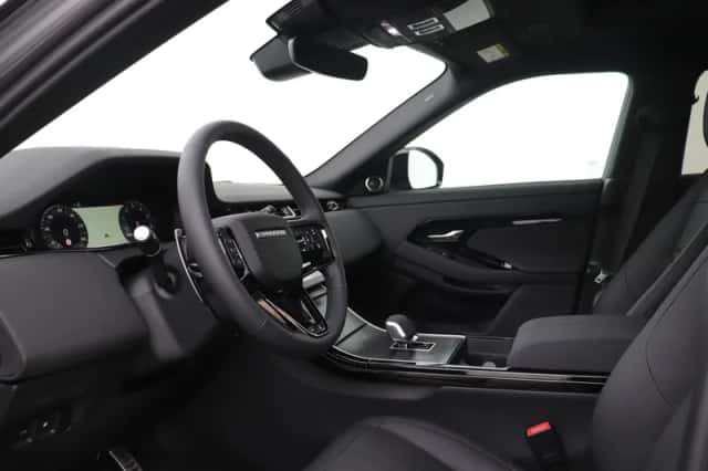 Land Rover Range Rover Evoque (2026) thumbnail 3