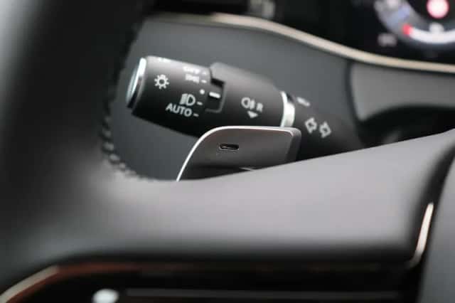 Land Rover Range Rover Evoque (2026) thumbnail 48