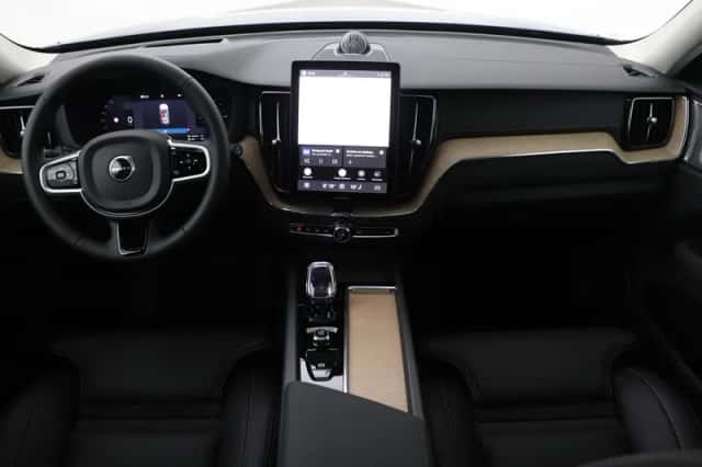 Volvo XC60 (2026) thumbnail 4