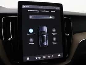 Volvo XC60 thumbnail 31