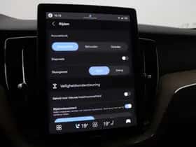 Volvo XC60 thumbnail 34
