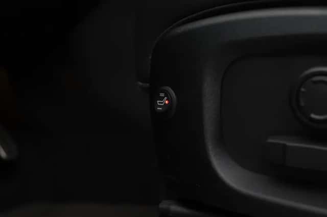 Jaguar E-Pace (2023) thumbnail 43