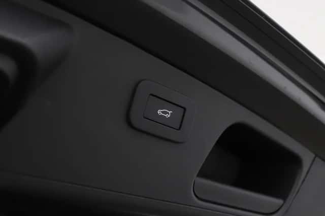 Jaguar E-Pace (2023) thumbnail 48
