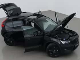 Volvo XC40 (2025) thumbnail 6