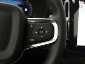 Volvo XC40 (2025) thumbnail 35