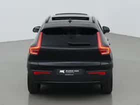 Volvo XC40 (2025) thumbnail 9