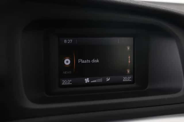 Volvo V40 (2014) thumbnail 14