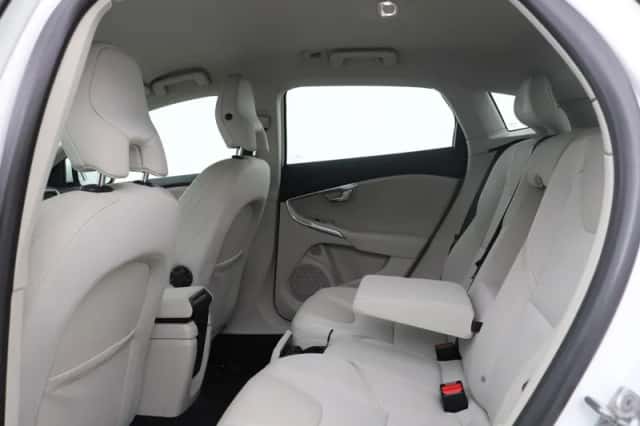 Volvo V40 (2014) thumbnail 28
