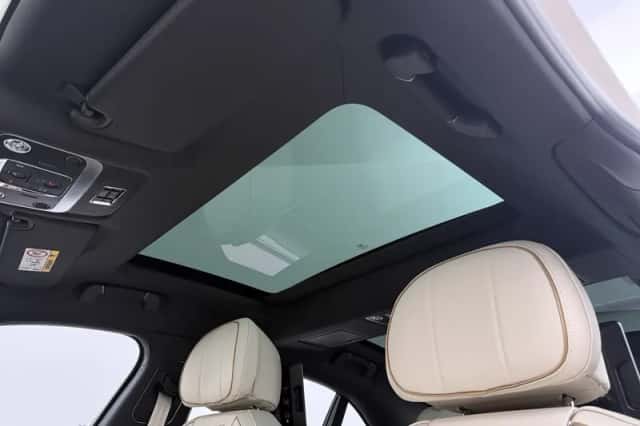 Bentley Flying Spur (2024) thumbnail 11