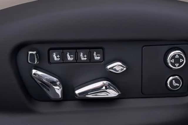 Bentley Flying Spur (2024) thumbnail 56