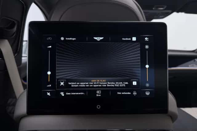 Bentley Flying Spur (2024) thumbnail 61