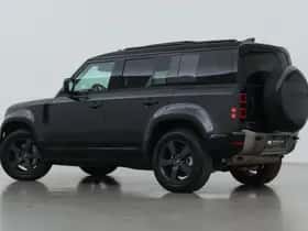 Land Rover Defender (2024) thumbnail 2