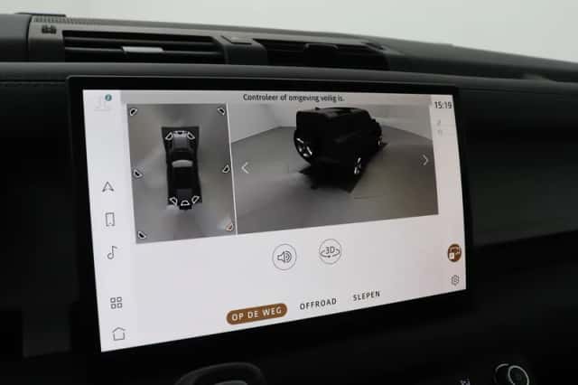 Land Rover Defender (2024) thumbnail 28