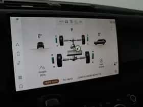 Land Rover Defender (2024) thumbnail 30