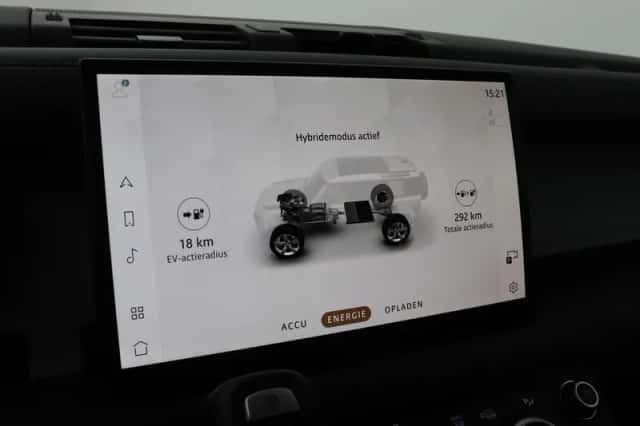Land Rover Defender (2024) thumbnail 40