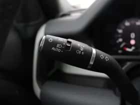 Land Rover Defender (2024) thumbnail 48