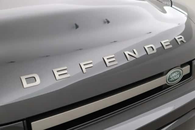 Land Rover Defender (2024) thumbnail 67