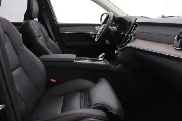 Volvo XC90 (2026) thumbnail 5