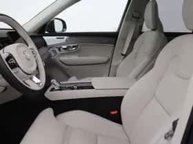 Volvo XC90 (2026) thumbnail 3