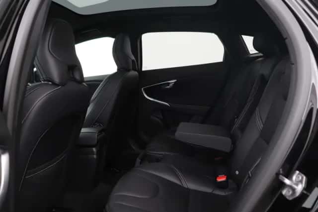 Volvo V40 (2020) thumbnail 38