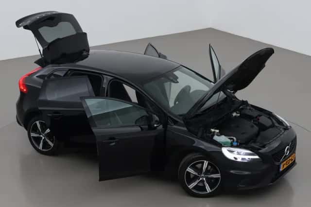 Volvo V40 (2020) thumbnail 6