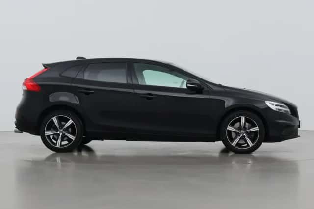 Volvo V40 (2020) thumbnail 10