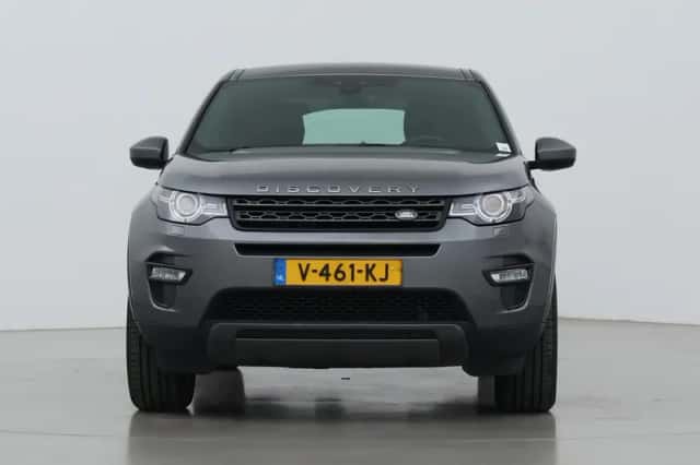 Land Rover Discovery Sport (2018) thumbnail 16
