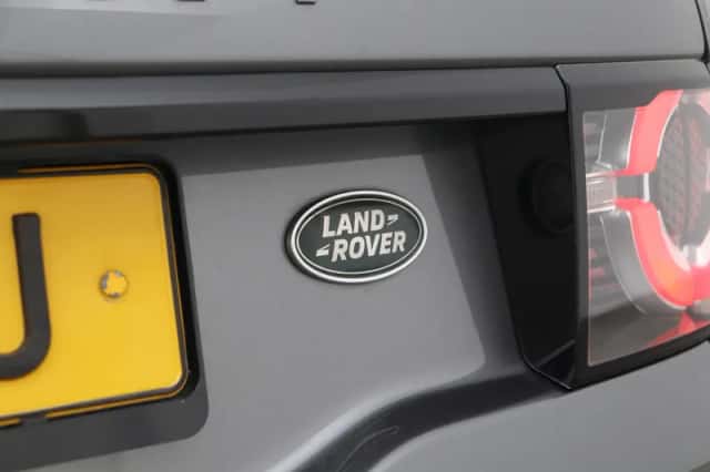 Land Rover Discovery Sport (2018) thumbnail 49