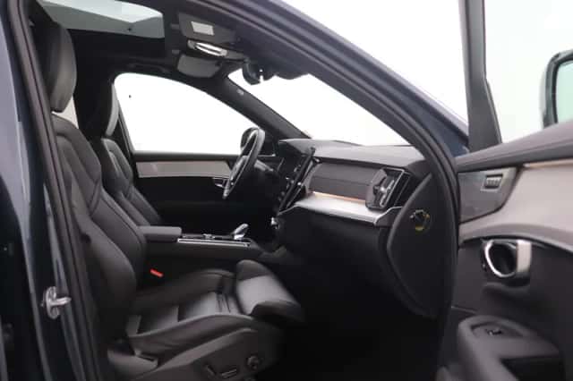 Volvo XC90 (2026) thumbnail 5