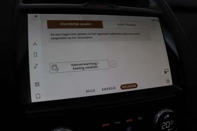 Jaguar E-Pace (2023) thumbnail 35