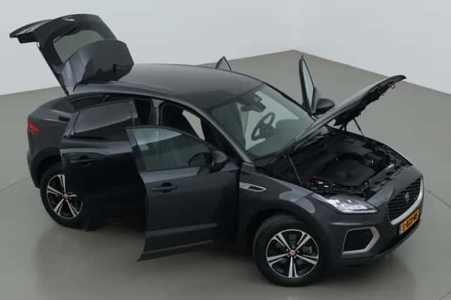 Jaguar E-Pace (2023) thumbnail 6