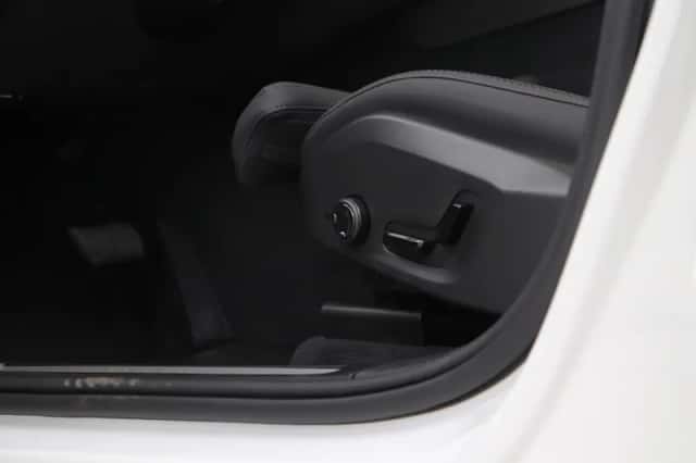 Volvo XC60 (2026) thumbnail 48