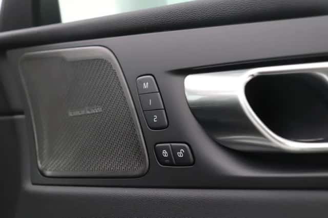Volvo XC60 (2026) thumbnail 49
