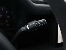 Land Rover Defender (2022) thumbnail 43