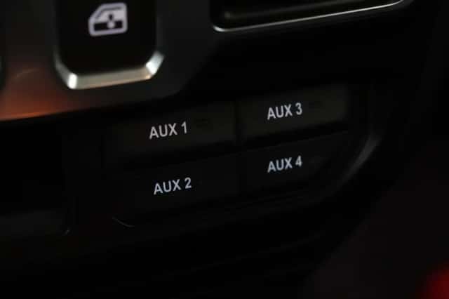 Jeep Wrangler (2020) thumbnail 12