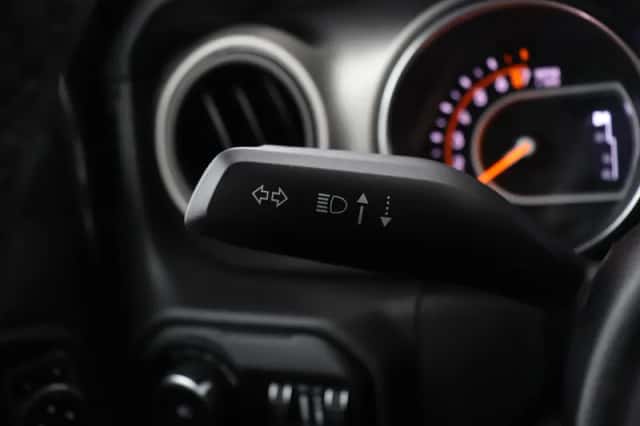 Jeep Wrangler (2020) thumbnail 31