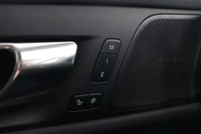 Volvo V60 (2021) thumbnail 42