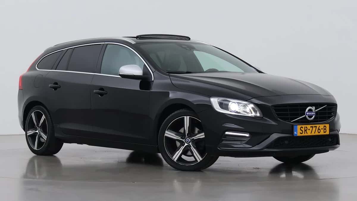 Volvo V60 (2018) — foto 1