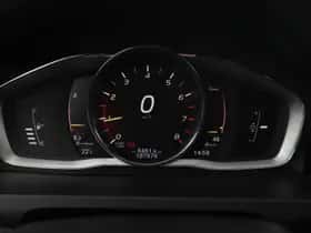 Volvo V60 (2018) thumbnail 19
