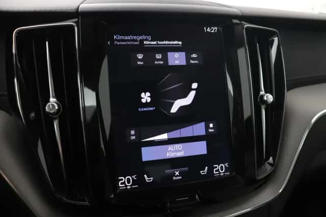 Volvo XC60 (2019) thumbnail 29